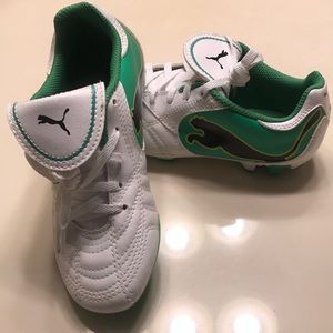 Girls white/green Puma athletic cleats